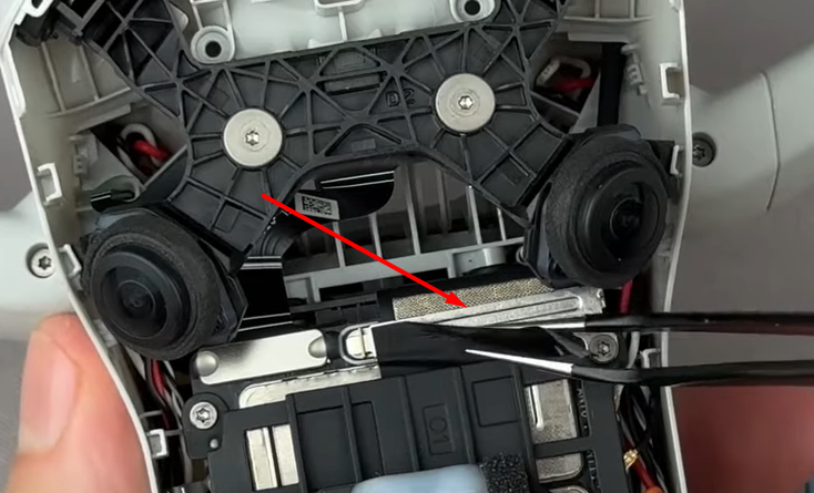 Disconnect the Gimbal Cable